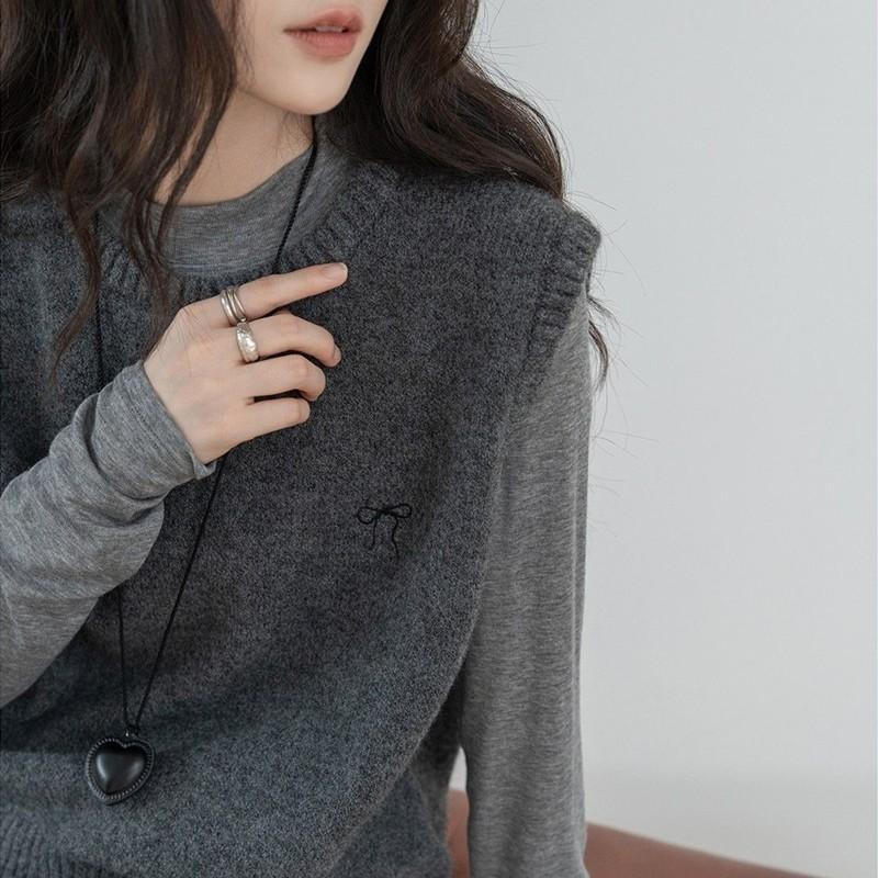 

Autumn and Winter Knitted Vest and A Layered Knitted Vest for Women 2XL темно-сірий