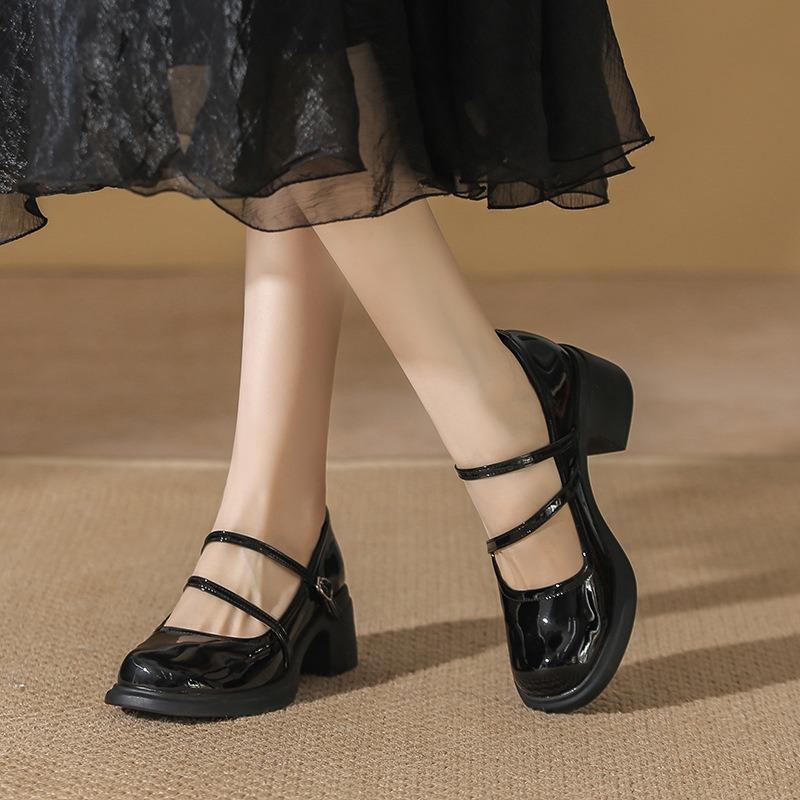 New spring and summer high heels women's shallow mouth simple retro classic Mary Jane thick high heels women's single shoes