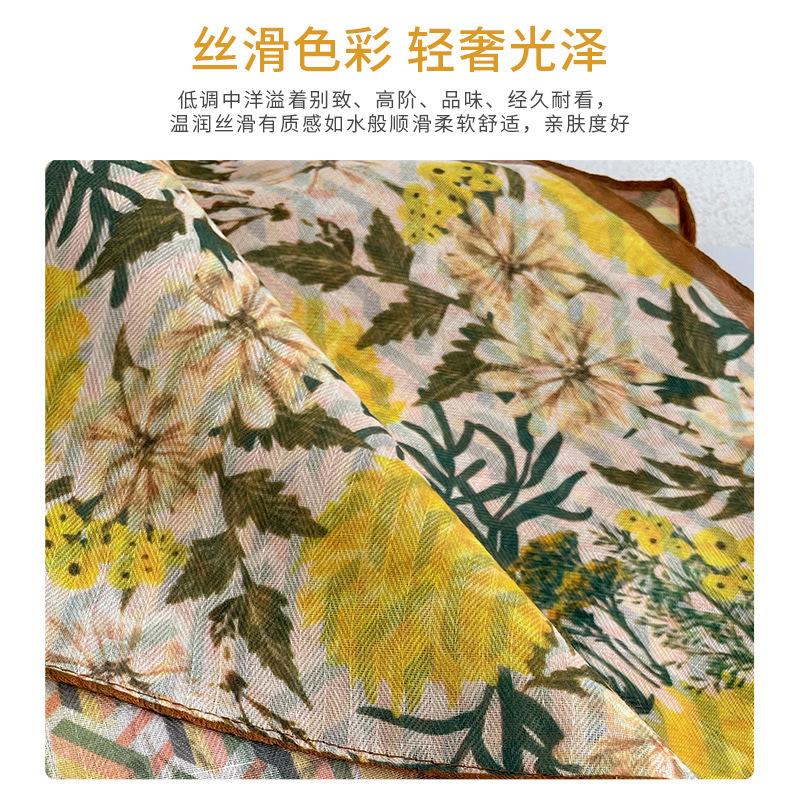 Small yellow daisy flower simulation silk scarf women's spring and autumn fashion 71 small square scarf triangular scarf shawl with shirt