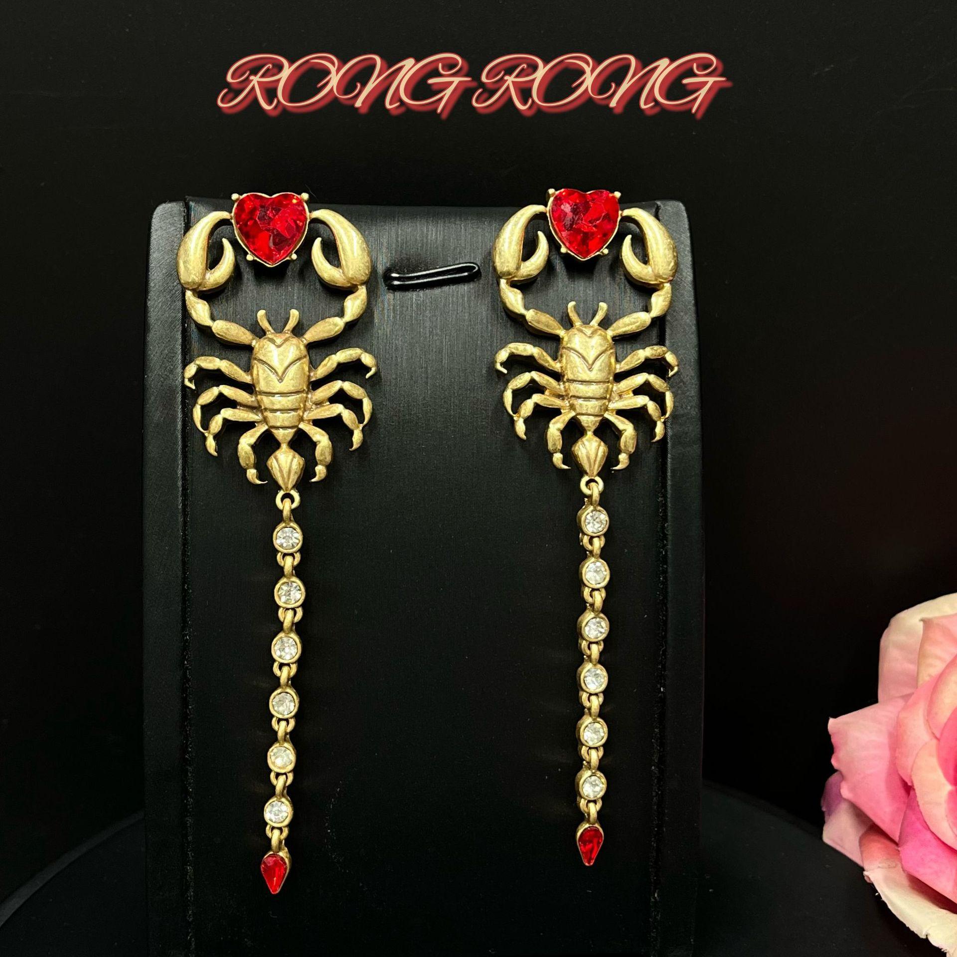 Popular Exaggerated Long Scorpion Earrings With High-end Feel Light Luxury Design Spicy Girl Sweet Cool Vintage