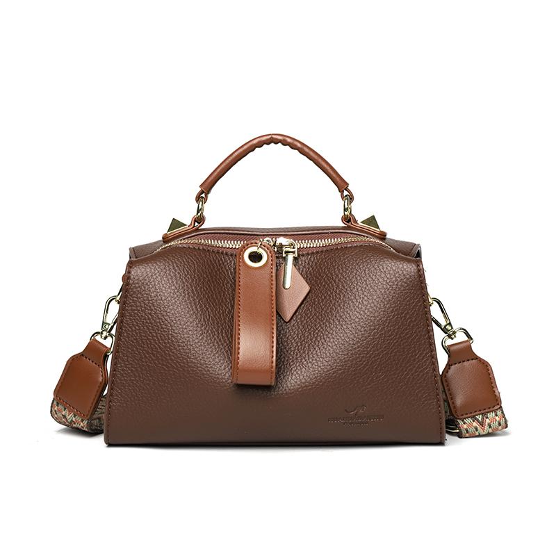Retro Women's Shoulder Bag Large Capacity Shoulder Bag