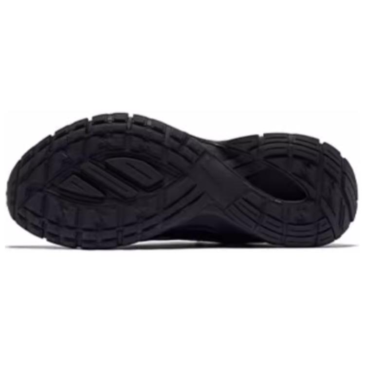 Erke Wilderness 2 Comfortable Versatile Non-Slip Wear-Resistant Mid-Top Outdoor Functional Shoes Men Shoes Black White 51124402224-007