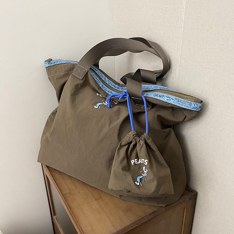 

2025 Women s Casual Nylon Shoulder Bag - Lightweight, Versatile, Large Capacity Tote for Commuters & College Students 51cm x 39cm x 13cm