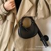 2025 new hand carry fashion trend dumpling bag women's simple casual versatile shoulder bag niche design messenger bag
