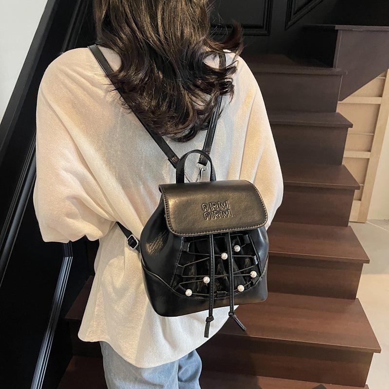 Niche Design Fashionable Backpack New High-end Versatile Casual Bucket Bag Lightweight Small Backpack