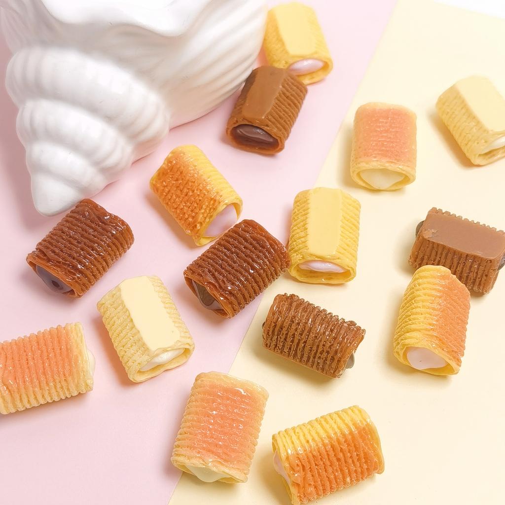 100pcs Mini Food Cream Cake Bread Ornament Miniature Doll House Decor Doll House Accessories Resin Craft