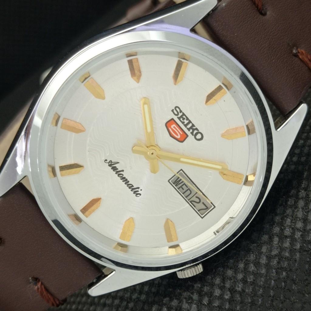 

ВОССТАНОВЛЕННЫЕ ВИНТАЖНЫЕ ЧАСЫ SEIKO 5 AUTO 7009A ЯПОНИЯ МУЖСКИЕ СЕРЕБРЯНЫЕ D/D 603-a313726-9 SKU603-a313726