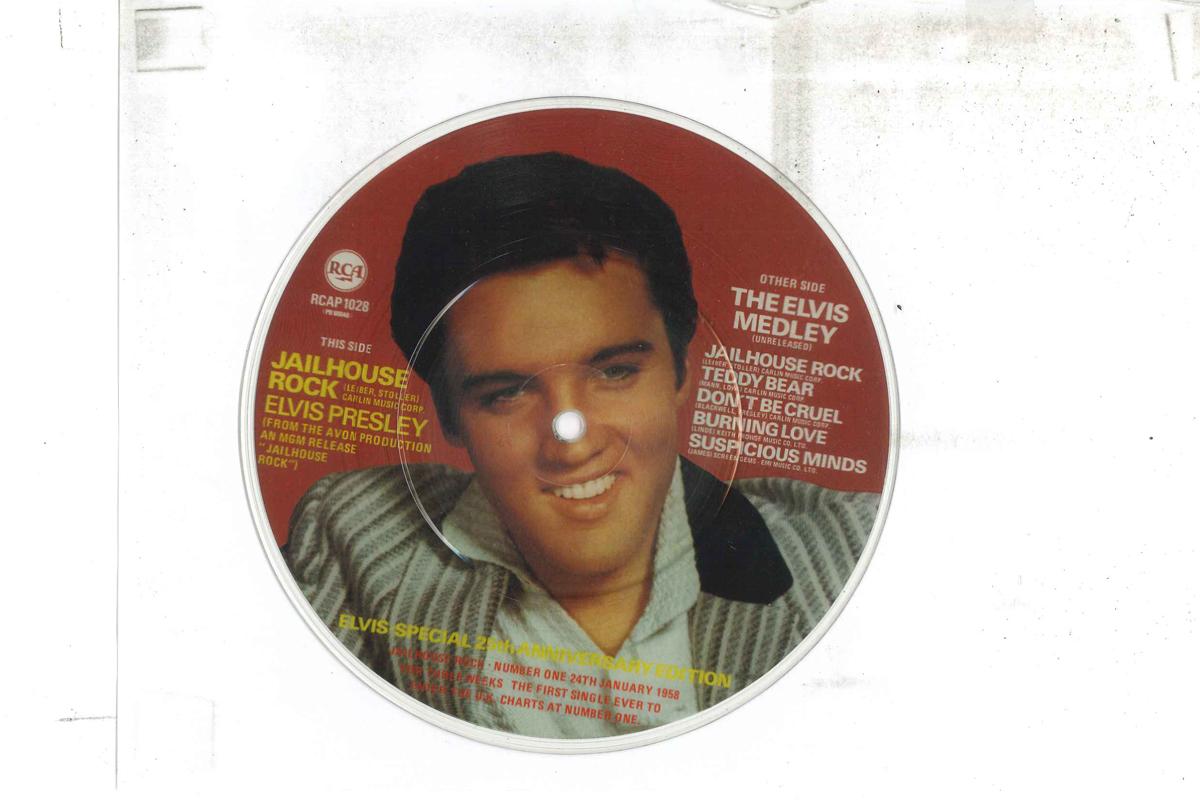 

7-дюймовая пластинка ELVIS PRESLEY - Jailhouse Rock RCAP1028 RCA 1983 UK Рок Б/У