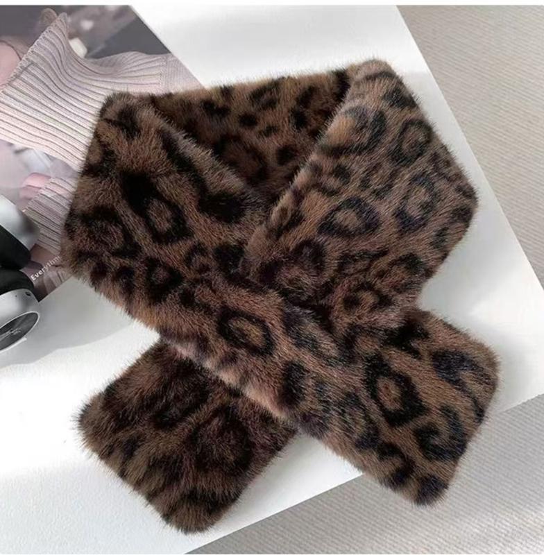 Comfortable and Stylish Leopard Pattern Neck Warmer Soft Faux Furs Winter Scarf for Keeping Warm In Chilly Weather