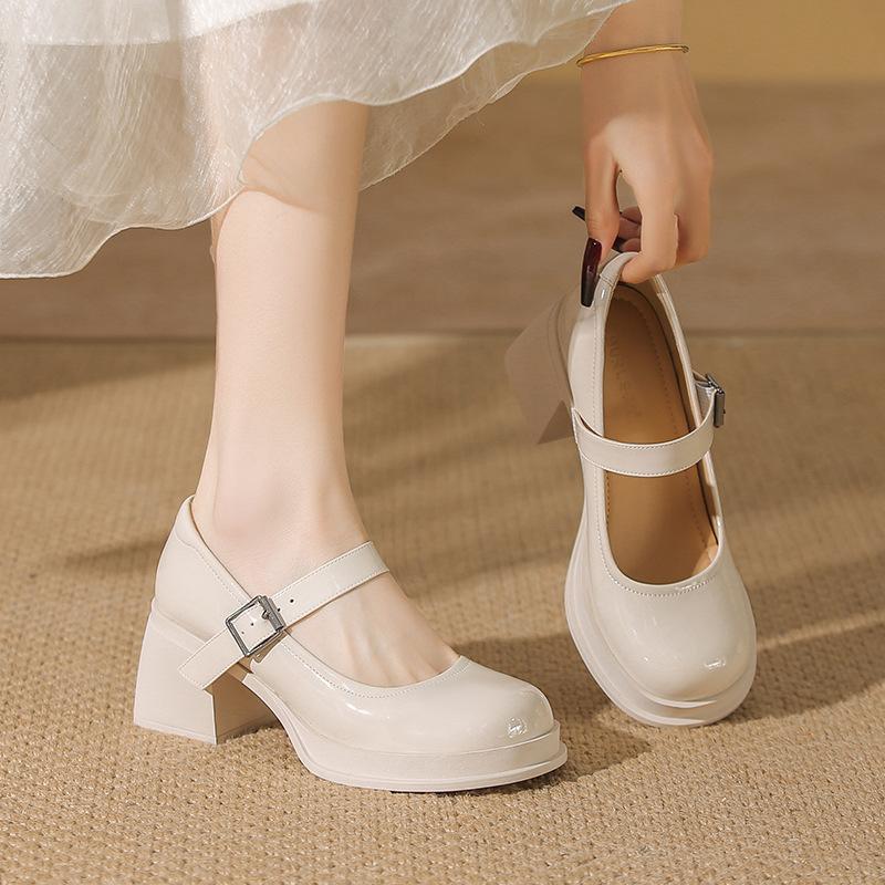 

Ретро Мэри Джейн женские уродливые милые туфли на высоком каблуке весна и осень нишевый темперамент свадебные туфли черные маленькие кожаные туфли нишевый дизайн 39