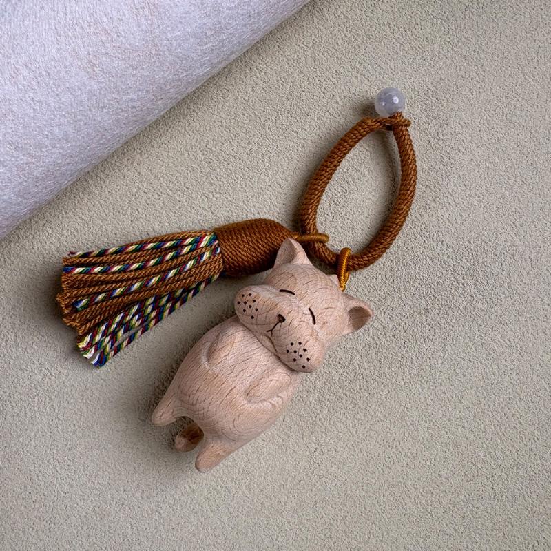 

Tassel Handcrafted Wooden Cat Pendant Bags Decoration Wooden Material Cat Keychain Money Catching Cat Bag Pendant A2