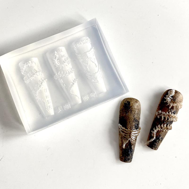 1Pcs 3D Snake Bone Mold Nail Art Decoration Accessories Diy Design Silicone Decorative Nail Art Templates Nails Mold