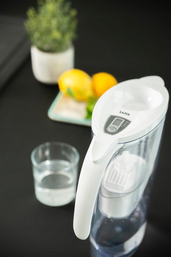 LAICA Stream Line 2.3L Bi-Flux Water Filter Jug