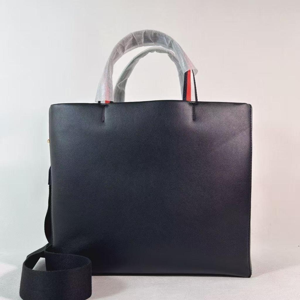 2024 Versatile Solid Color Large-Capacity Ladies' Fashion Crossbody Handbag