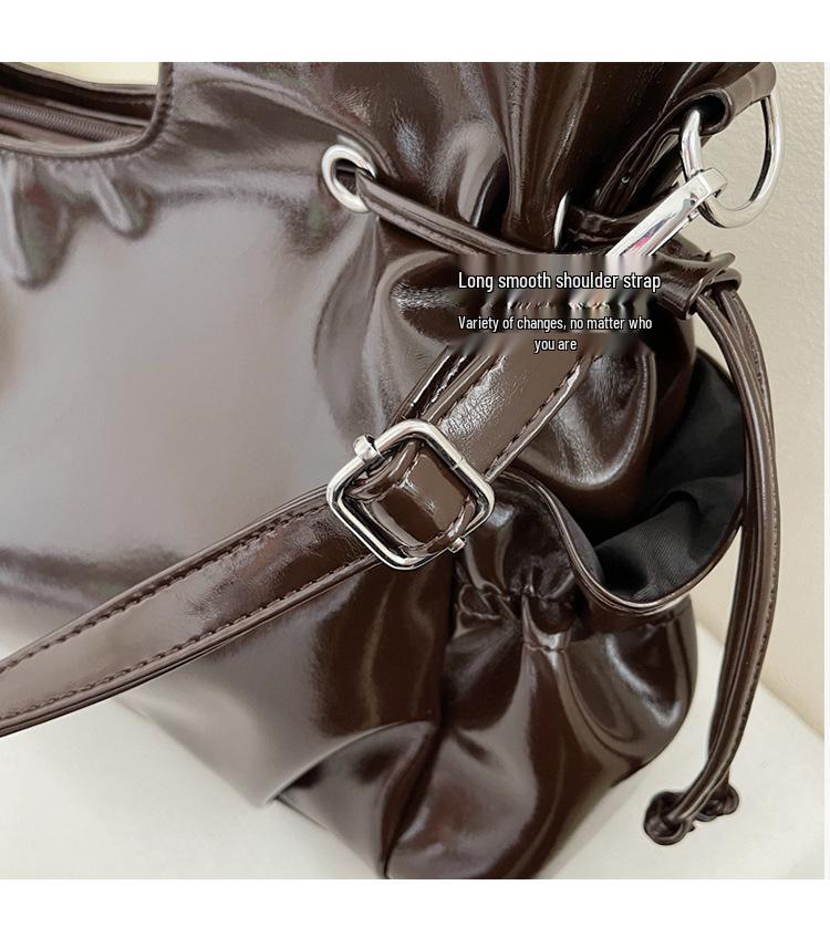 Women's Large Capacity Crossbody Bag - Solid Color PU Shoulder Handbag for Autumn/Winter