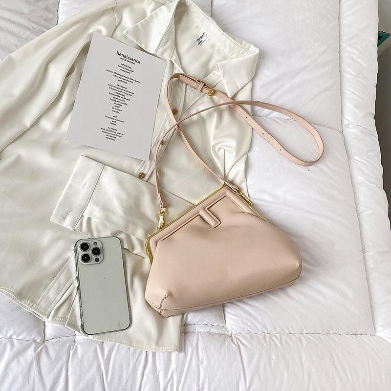 Bag 2025 New European and American Fashion Retro Texture Ins Internet Celebrity Women Shoulder Crossbody Triangular Small Square Bag Pu