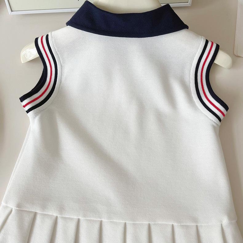 2025 Letnia Sukienka Bez Rękawów dla Dziewczynek: Kołnierzyk POLO, Styl College, Plisowana Spódnica Kamizelkowa