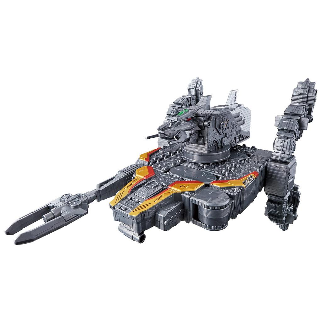 [Bandai] Ultraman Trigger Spiral Transformation DX Nurse Dessey