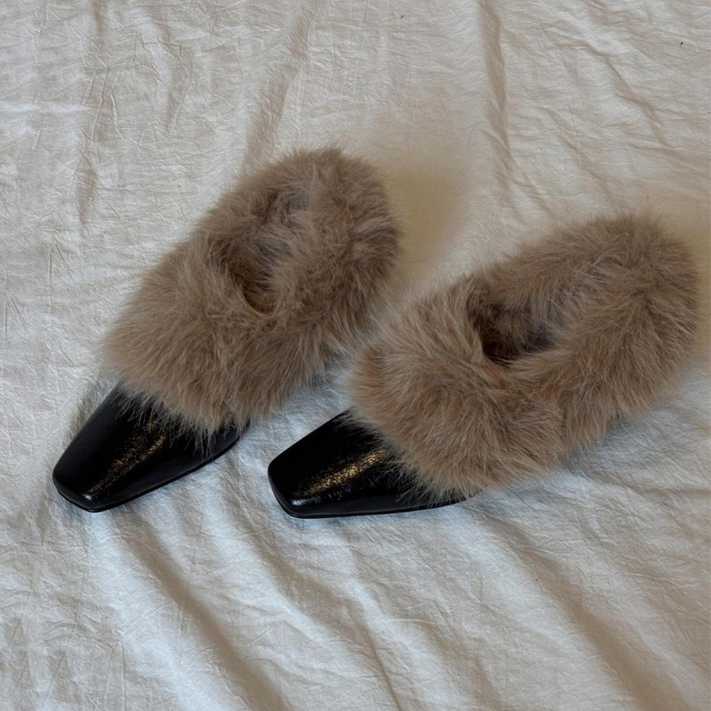 Square head thick heel fluffy shoes one pedal retro plush Mary Jane single shoes commuting warm small leather shoes