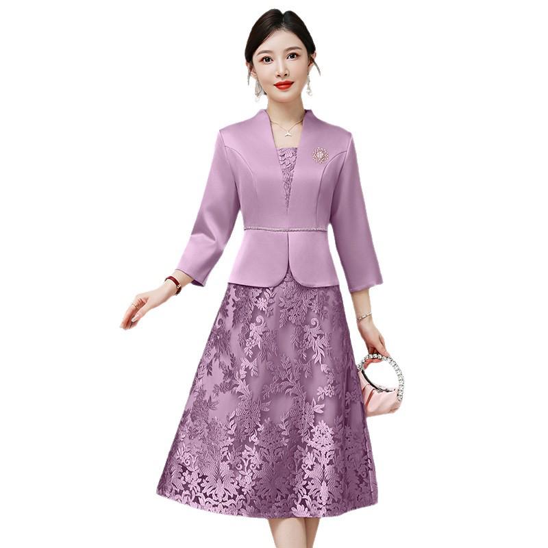 YQWL5656 Autumn/Winter 2025 Slimming Mother-in-Law Wedding Toast Dress - Elegant and Youthful Style
