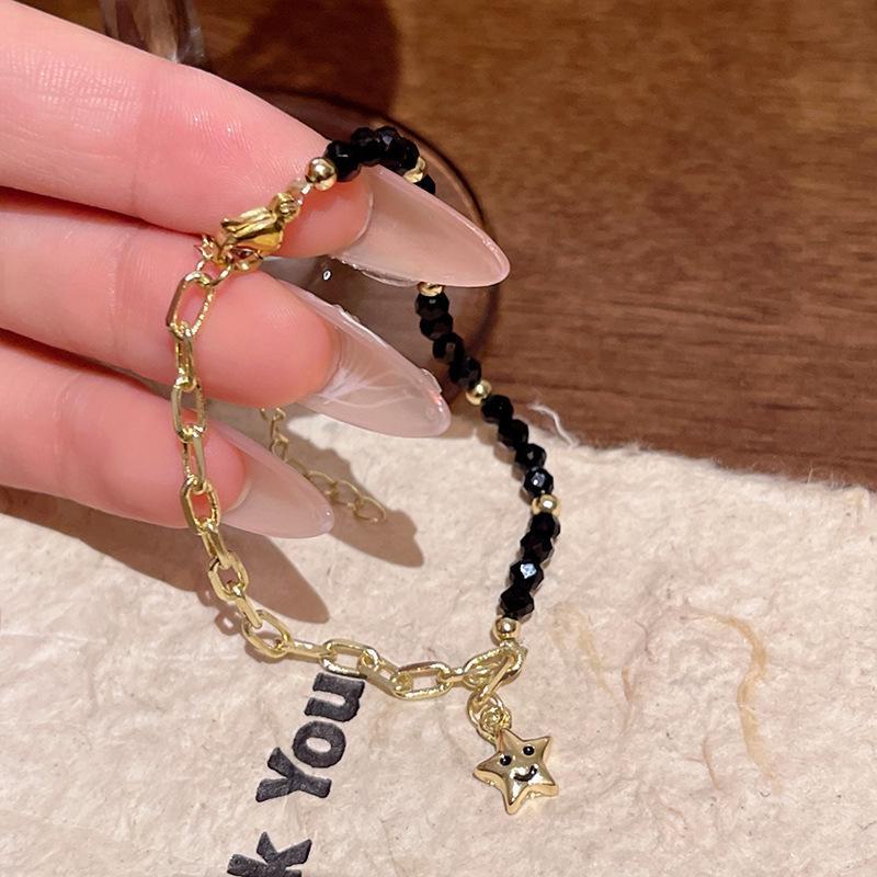Korean Women's Hot-Selling Luxury Star Bracelet: High-End, Niche, Stitching Chain, Celebrity Style Jewelry.