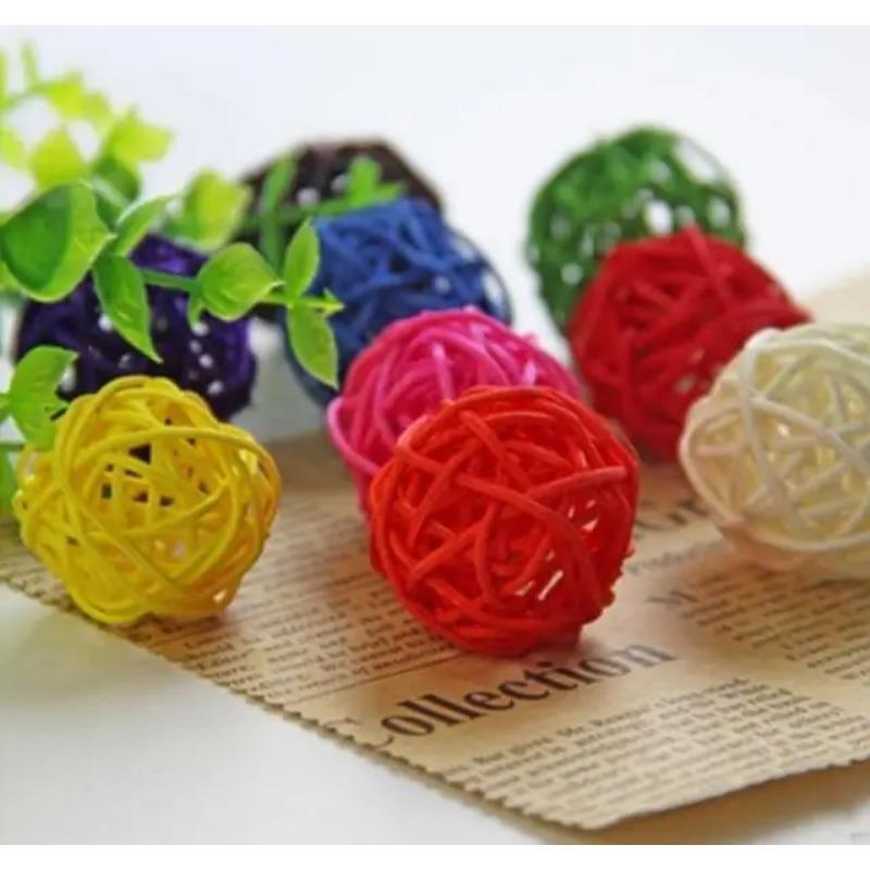 10Pcs Primary Color Sepak Takraw Parrot Chewing Toy Ball Pet Bird Foot/foot Scratching/foot Toy Pet Chewing Toy Rattan Ball
