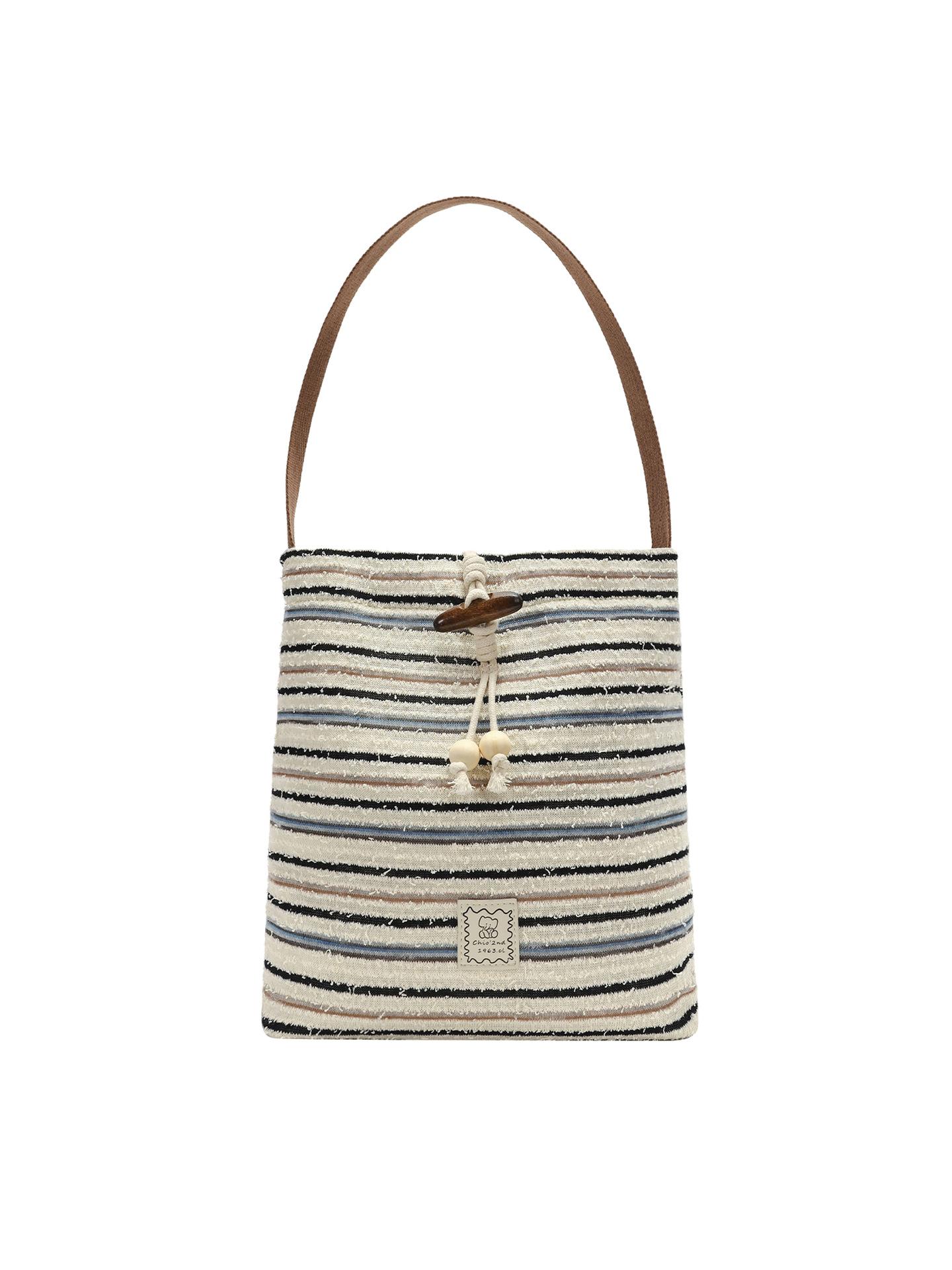 

Полосатая дорожная сумка-тоут большой вместимости 2024 новая легкая роскошная на плечо подмышку