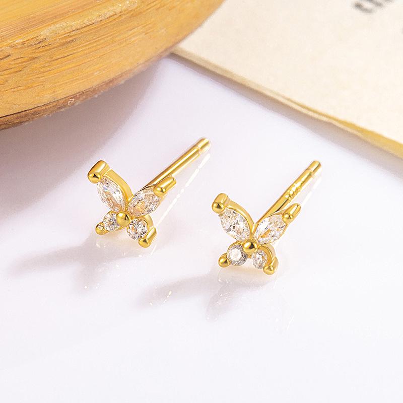 18K Gold-Plated Diamond-Studded Earrings: Elegant, Trendy, and Luxurious European and American Style.