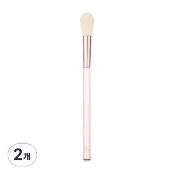 

Banila co highlighter brush, pink, 2 pcs., the most popular beauty accessory in Korea