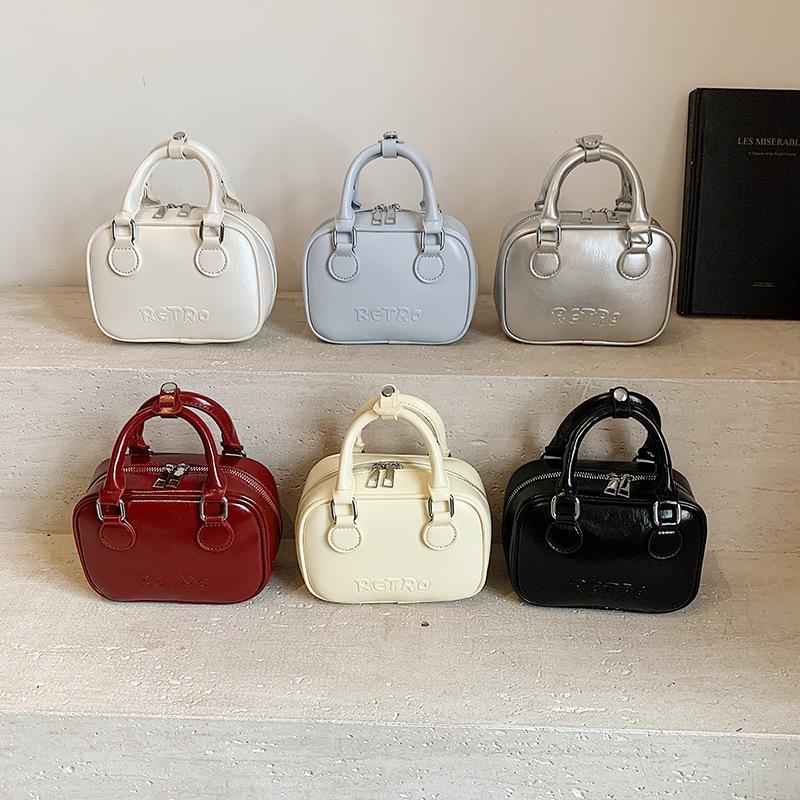 Solid color handbag women's 2025 new trendy fashion temperament shoulder bag trendy messenger small square bag women