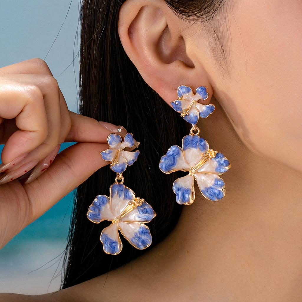 Design Zweilagige Hibiskusblüten-Ohrringe, Leichter Luxus Blau und Weiß Blühend Urlaubsstil Hochwertige Ohrringe