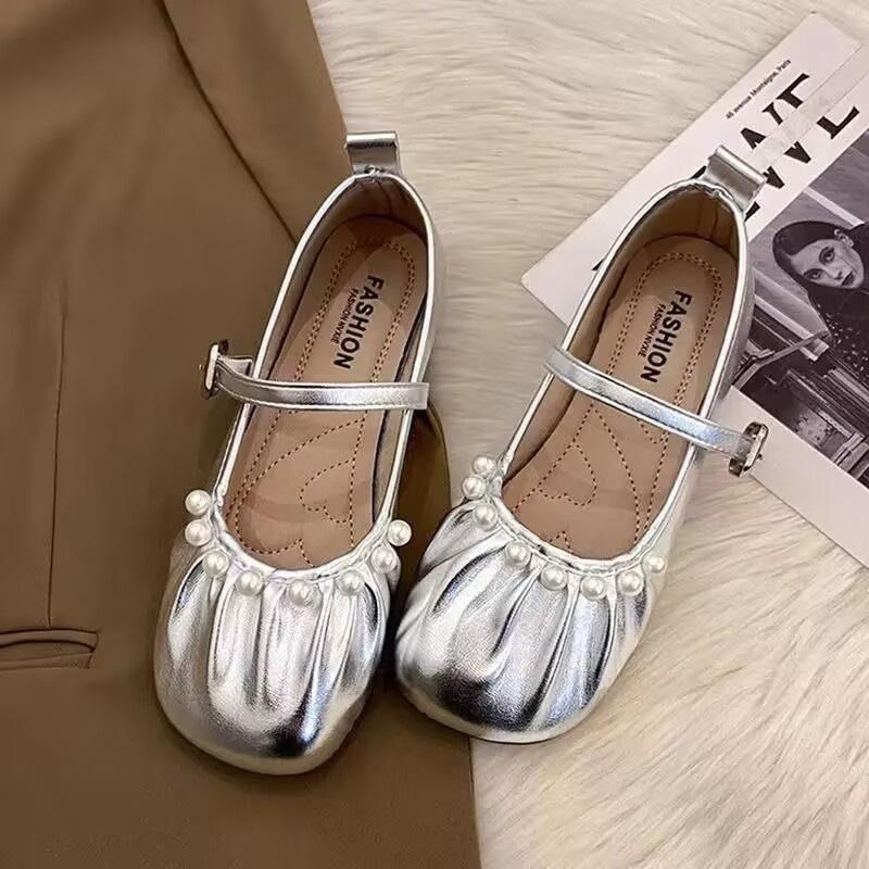 Shallow Mary Women's Shoes 2025 New Spring and Autumn Evening French Soft-soled Single Shoes Flat-soled Beanie Silver Small Leather Shoes Women