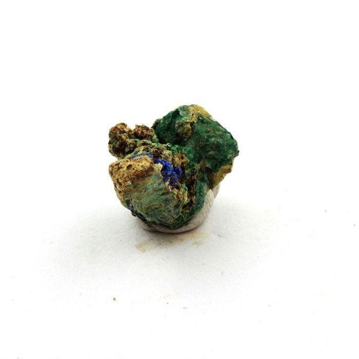 Pierres et Minéraux. Bournonite + Bindheimite + Malachite. 23.80 ct. Combe Guichard, Prunières, Isère, France.