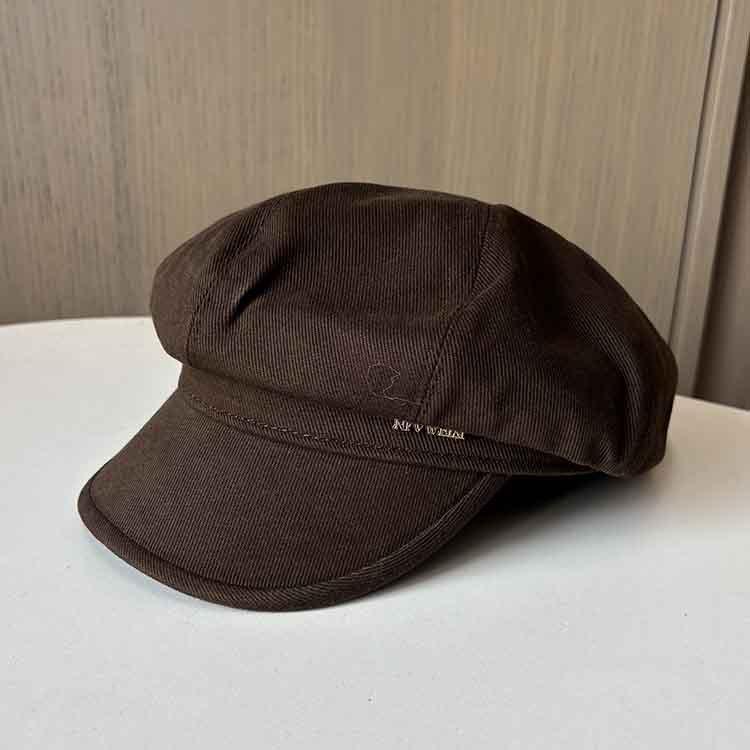 Spring and Autumn New Products Simple Letter Label Octagonal Hat Cap British Retro Newsboy Hat Men's and Women's Traveling Painter Hat