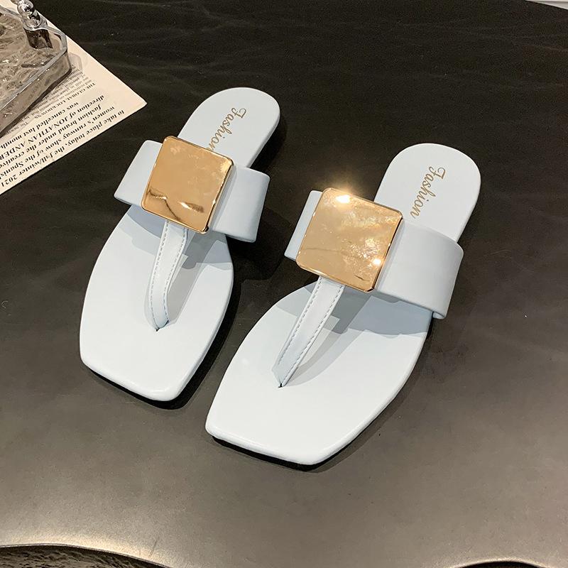 Flat-bottomed metal square buckle toe slippers 2025 summer wear with skirts, beautiful and cool slippers