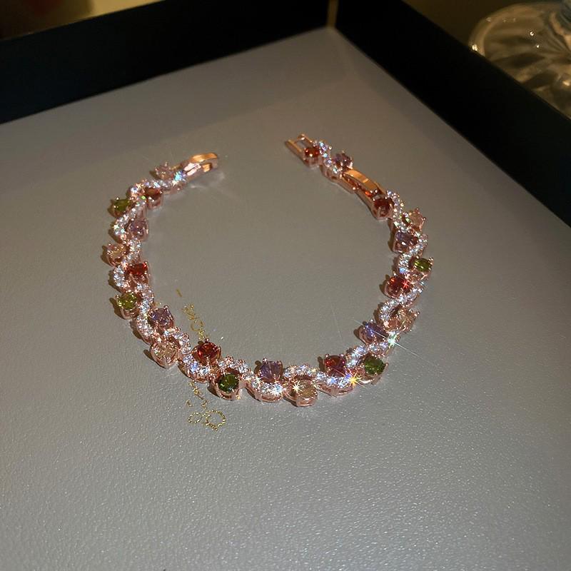 European & American Rhinestone Round Buckle Retro Bracelet – Korean Ins Niche Design, Light Luxury for Women