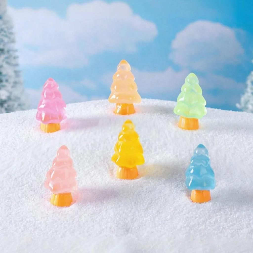 10 / 20PCS Luminous Christmas Tree Glow In Dark Mini Resin Decor Ideal For Random Color DO-IT-YOURSELF Fairy Garden Party Present