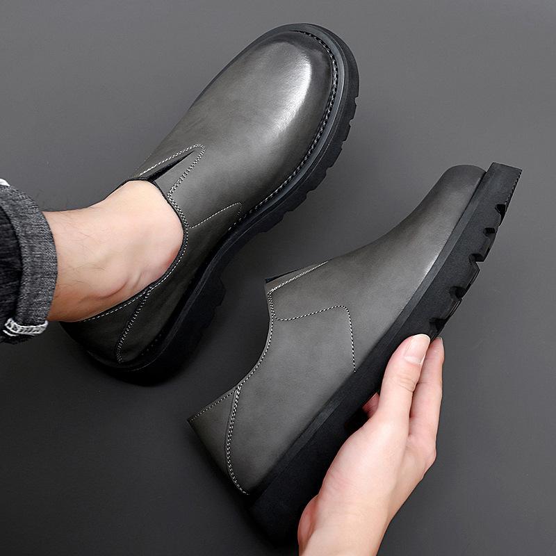 

2025 autumn casual leather shoes cover feet light luxury men s shoes one pedal autumn breathable lazy business dress breathable shoes 44