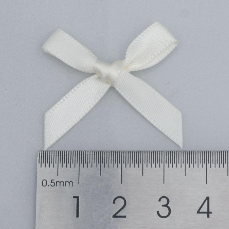 Zweiseitiges Polyesterband Handgebundenes Mini-Schleifchen für Bekleidungszubehör