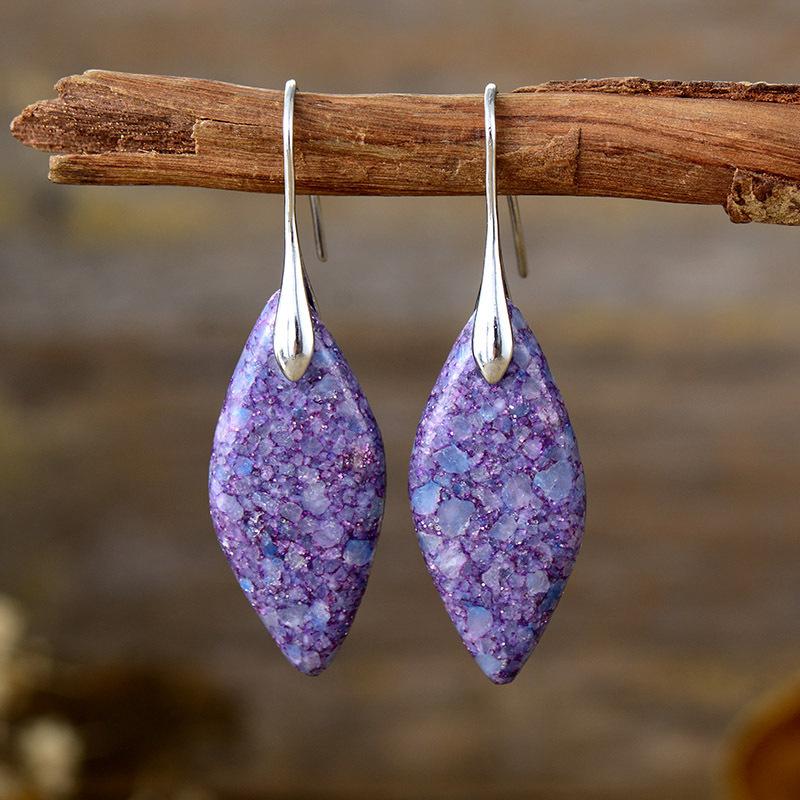 New hot-selling European and American bohemian natural stone leaf pendant earrings retro jewelry