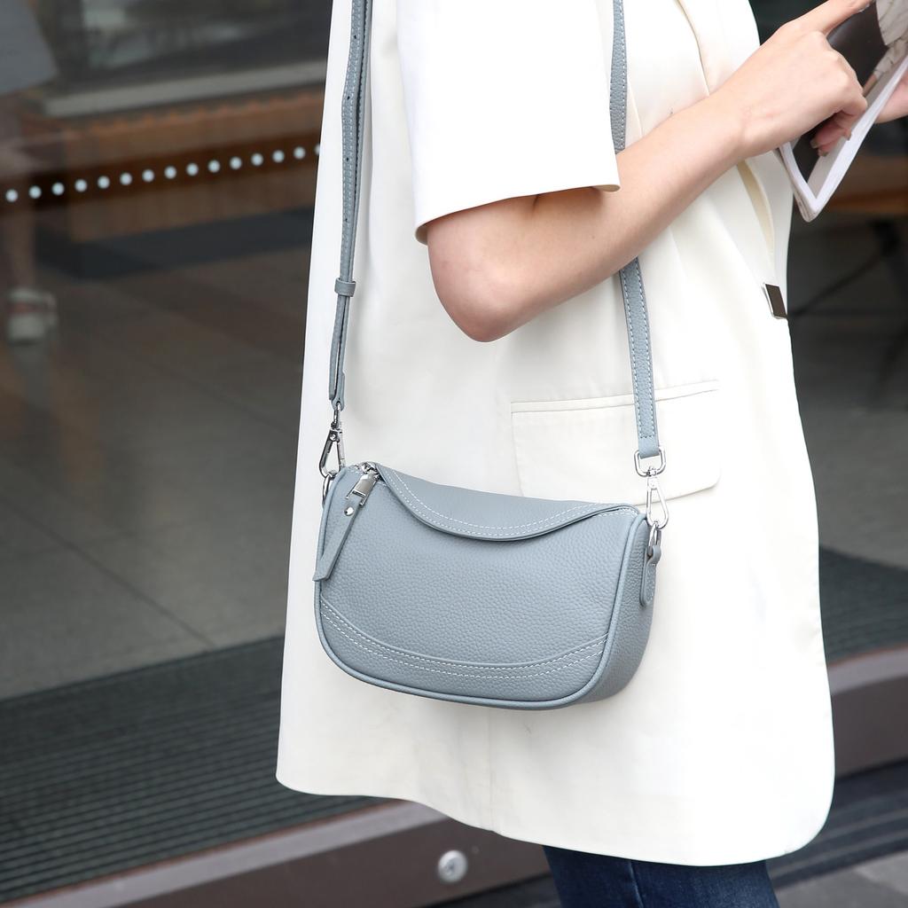 Underarm bag women's bag first layer cowhide bag women's new messenger bag autumn and winter large-capacity commuter shoulder bag