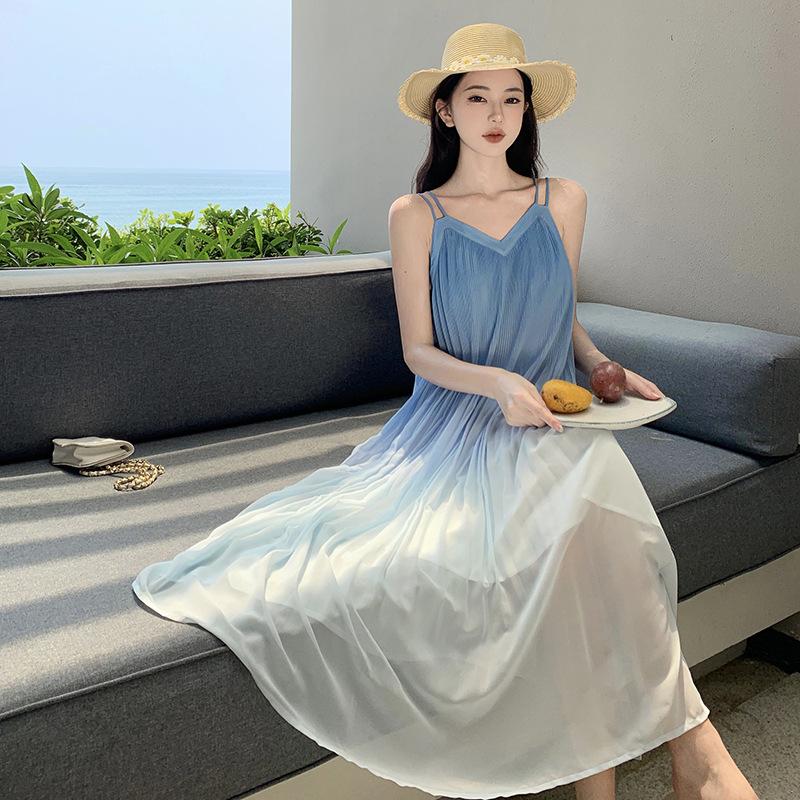 06 French Seaside Holiday Wind Gradual Change Suspender Dress Women's Summer New Long Sleeveless Wave Dress