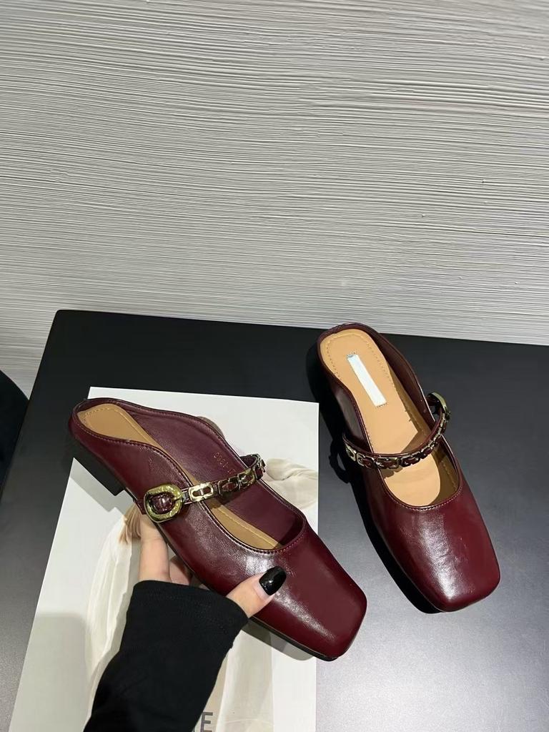 Baotou Half Slippers Women's Summer Outer Wear 2025 Spring and Summer New Flat-bottomed Lazy Muller Slippers Soft-soled Gentle Evening Shoes