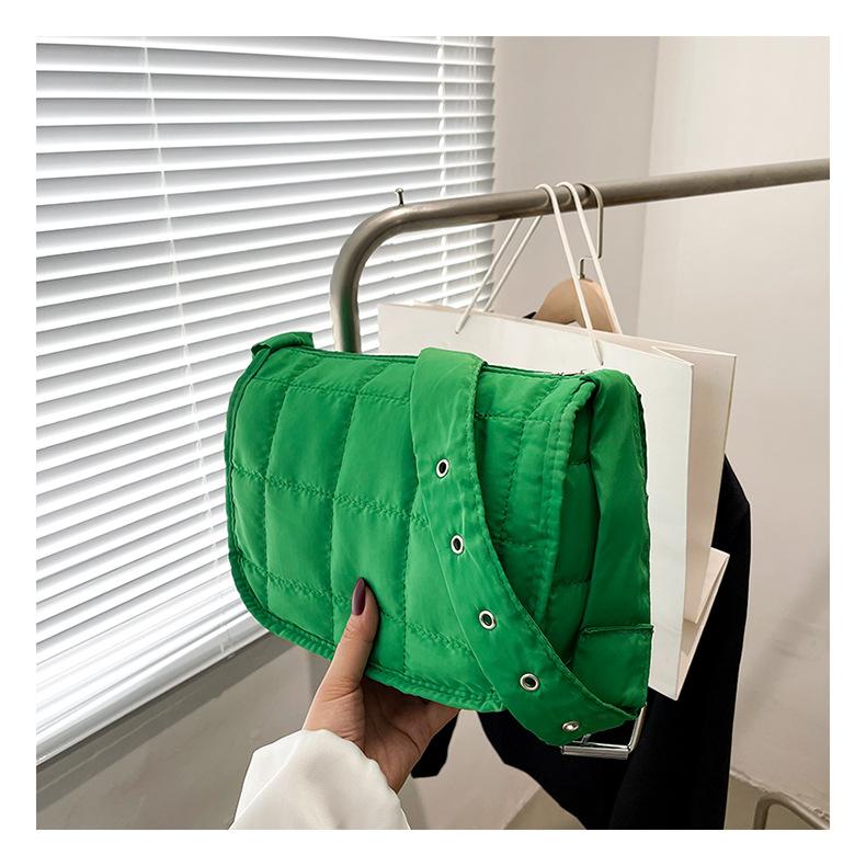 

Бавовняний одяг невелика сумка 2024 осінь нова картата вишивка нитками сумка під пахвами пуховик простий однотонний ретро сумка через плече зелений