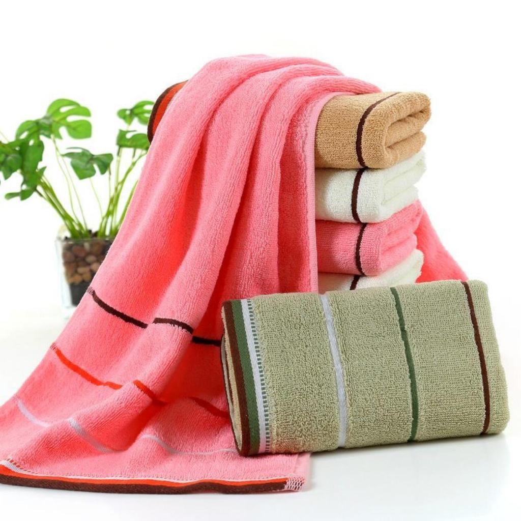 Plaid Polyester Cotton Hand Towel - Soft, Absorbent, All Cotton Face Washcloth for Hotel or Home Use