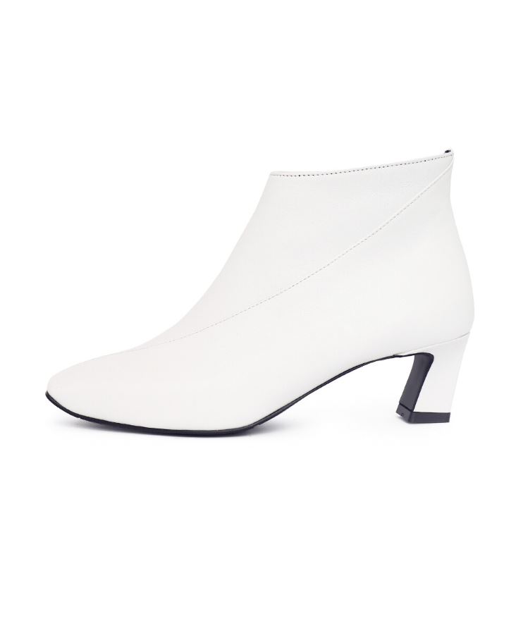 Missue Diagonal Boots