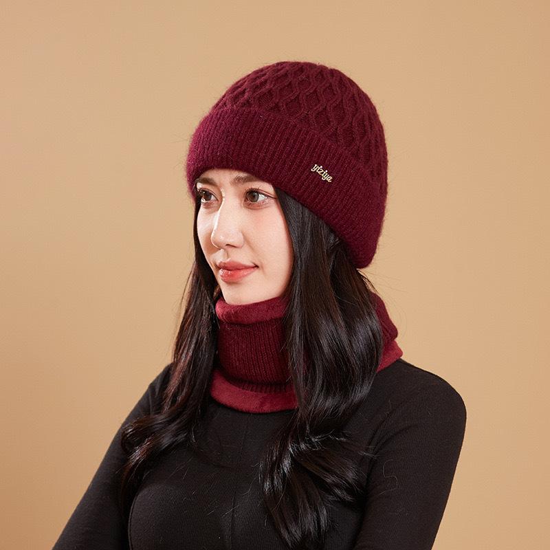 

Autumn and winter knitted wool hat plush thick hat women s winter warm cotton hat average size (hat only)