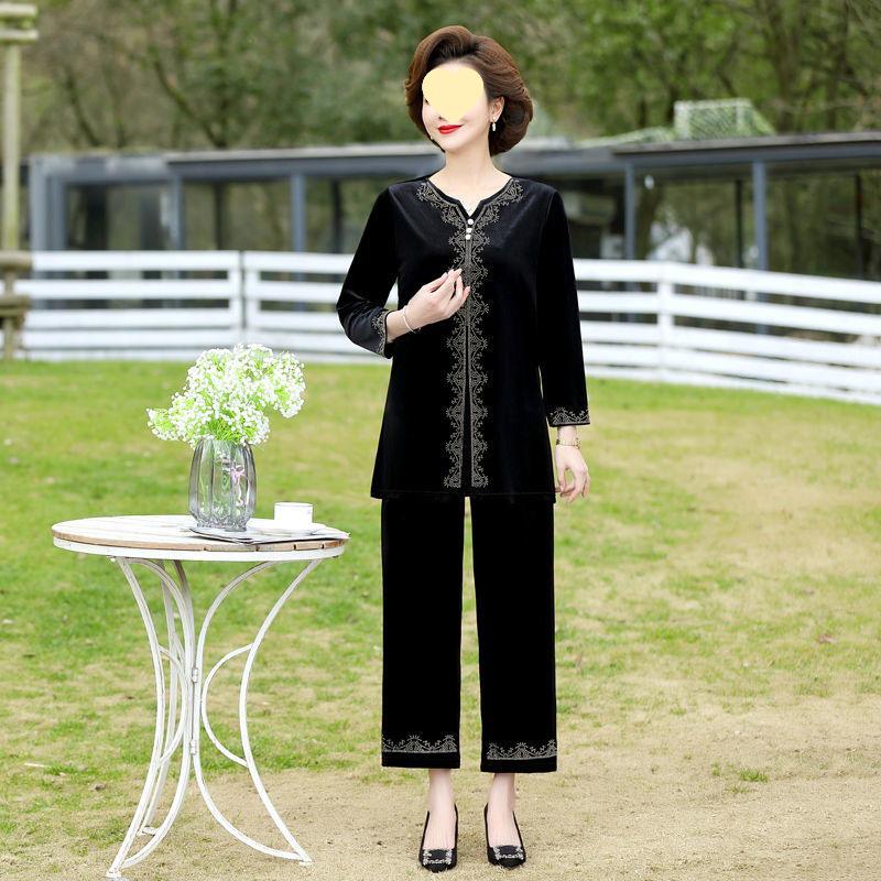 Dámský ležérní jarní oblek Oxygen 2025: Dvoudílný set pro střední věk a seniory