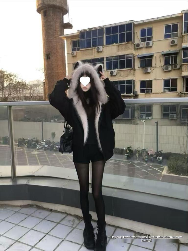 Korean Style Women's Spicy Short Winter Patchwork Fur Coat with Mountain Eagle Design