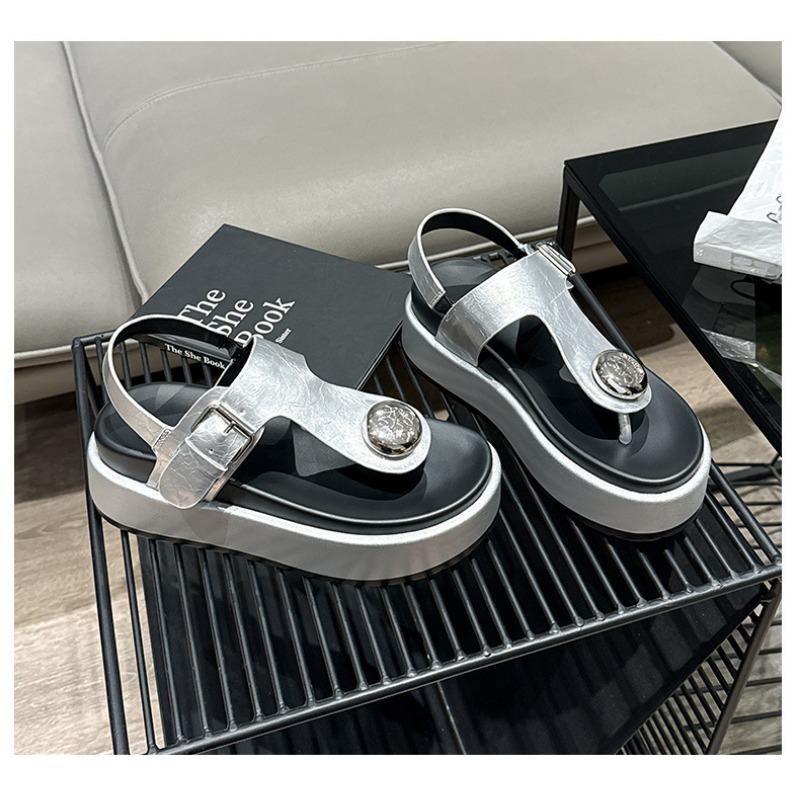 Muffin platform toe sandals women's summer new casual lightweight metal buckle fashion seaside vacation beach shoes